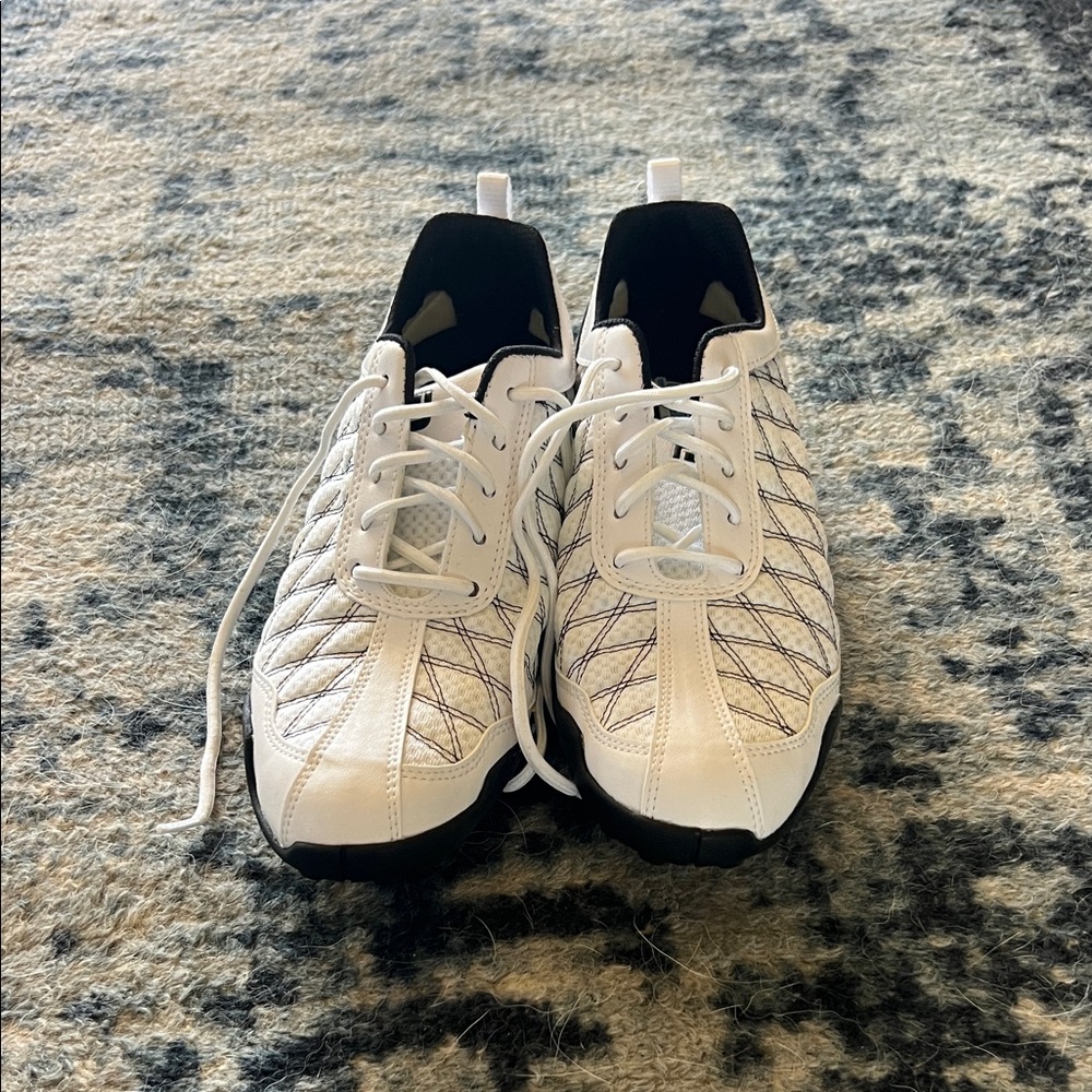 FootJoy White Quilted Men's Athletic Shoes